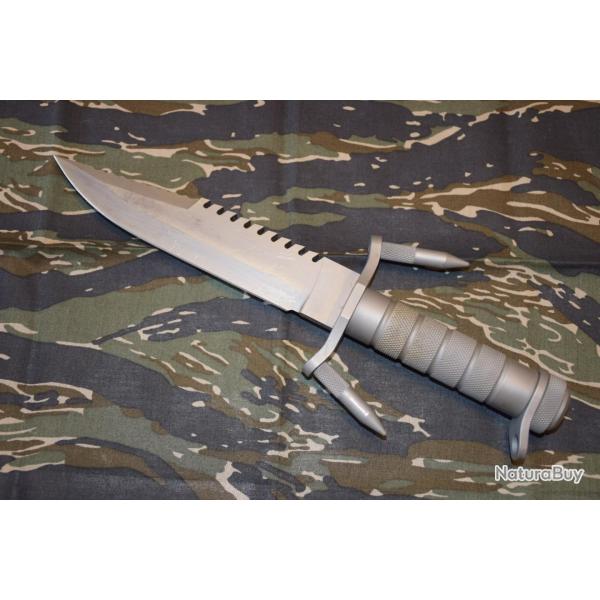 Couteau de chasse/p�che/randonn�e/camping/survie 1