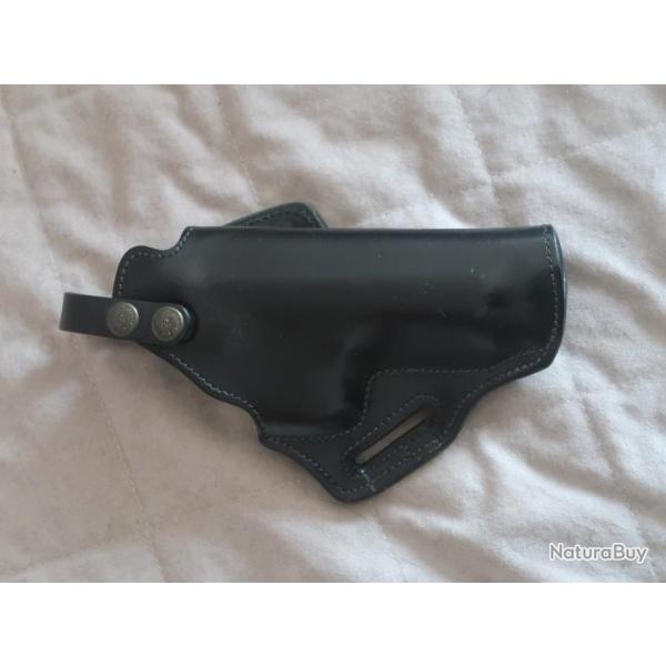 Etui en cuir SKORPION neuf pour beretta 92 ou d�riv�s REF @