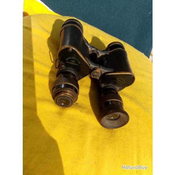 Superbe paire de jumelles r�glementaire Huet et cie fonctionnelle seul un oeilleton et manquant