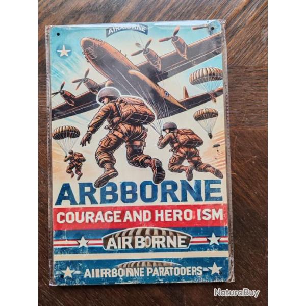PLAQUE METAL WWII " AIRBORNE"