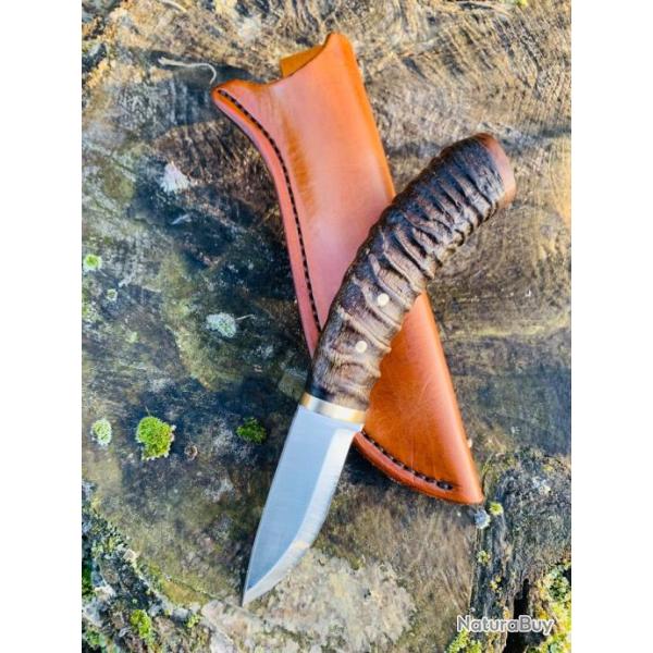 couteau d'artisan � d�pecer skinner / corne d'antilope / ronce de noyer // 2
