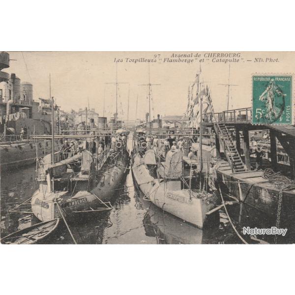CPA - Marine Militaire Fran�aise" Arsenal de CHERBOURG"Les Torpilleurs Flamberge et Catapulte -N�557