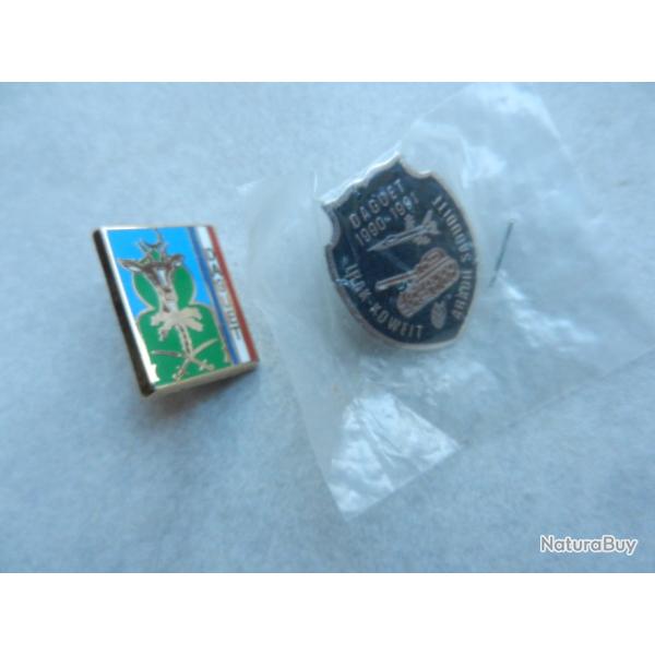 lot de deux pin's militaires op�ration Daguet insignes