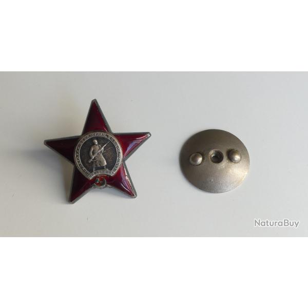 MEDAILLE INSIGNE U.R.S.S ORDRE DE L'ETOILE ROUGE METAL ARGENTE ET EMAILLE NUMEROTE