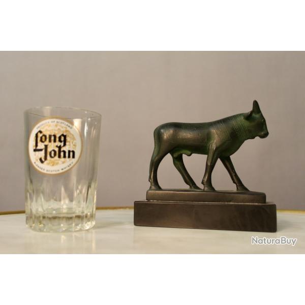 Taureau Apis en r�sine sur socle