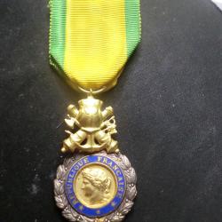 m&eacute;daille &eacute;mail valeur et discipline