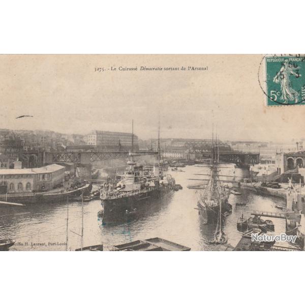 CPA - Marine Militaire - Le Cuirasse D�mocratie sortant de l'Arsenal N�3598
