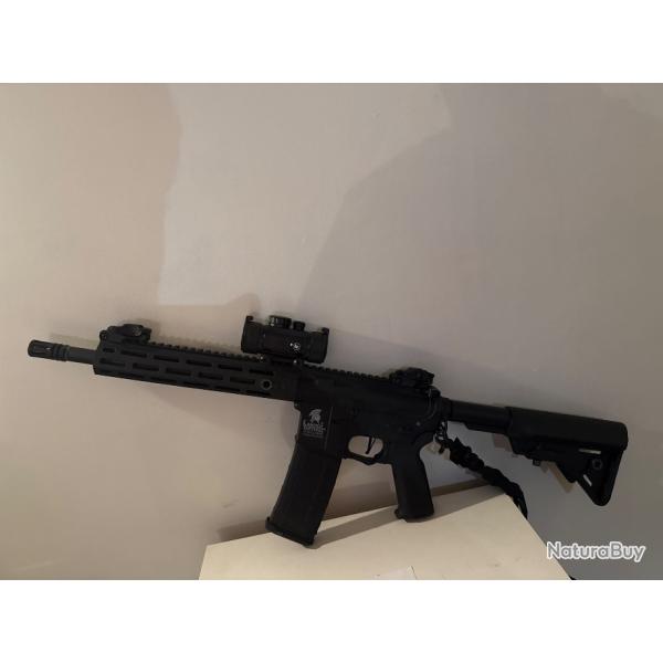 Airsoft � batterie plus viseur point rouge