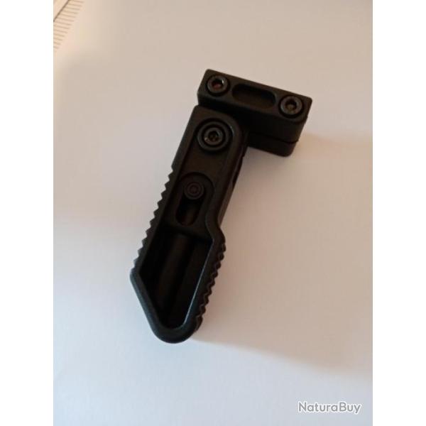 Poign�e tactique retractable