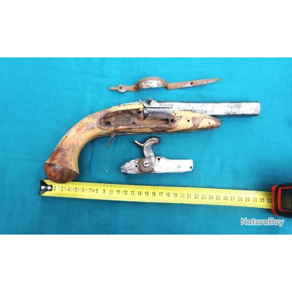 Pistolet � percussion    19�m n�1A .  (a restaurer)
