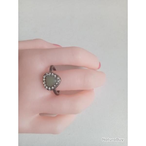 bague ancienne en cuivre  en forme coeur diamtre interieur 19 mm