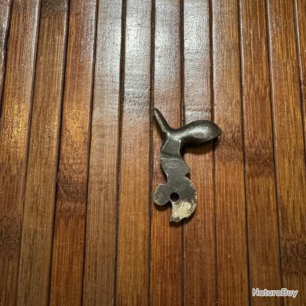 CHIEN DE PISTOLET A PERCUSSION OU CARABINE