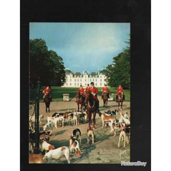 chateau de cheverny , meute et cavaliers au d�part  carte postale moderne cpm ,