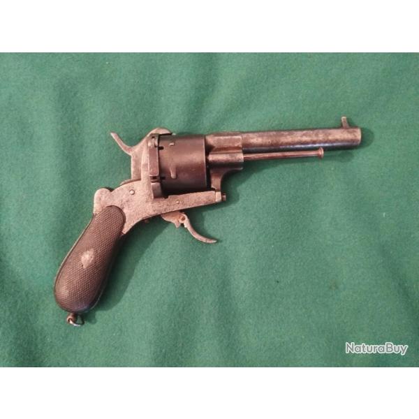 Revolver � broches type lefaucheux   1865