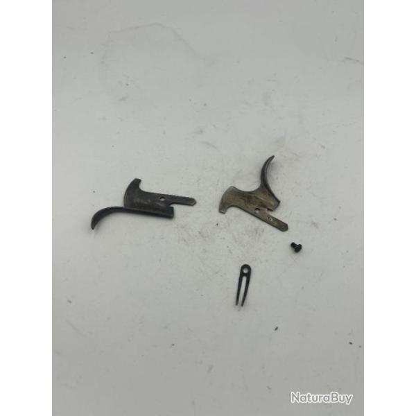 D�tente droite et gauche + ressort rappel de d�tente    Manufrance Mod�le Robust 222 cal 16