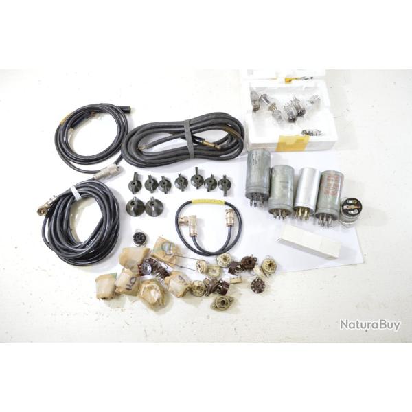Lot de cables, lampes, interrupteurs boutons matriel RADIO USA WW2 et post. 9001 9002 JK26 ...