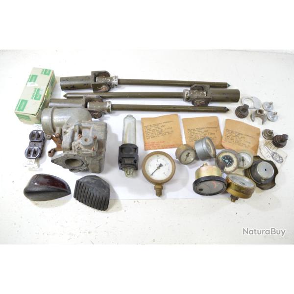 Lot de pi�ces Auto Jeep USA carburateur Carter, mano, joints... Jauge d�tendeur compresseur