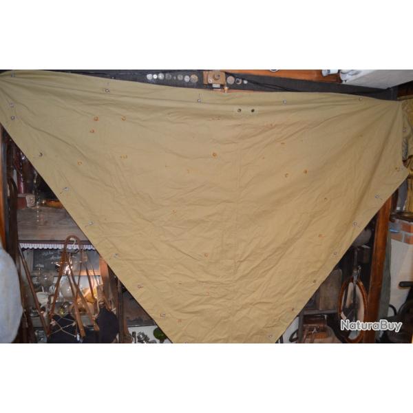 Toile de tente Arme Franaise modle 1951, poncho triangulaire. dat 1955. Indochine Algrie