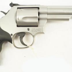 Revolver Smith & Wesson 69 44mag 2014 4"
