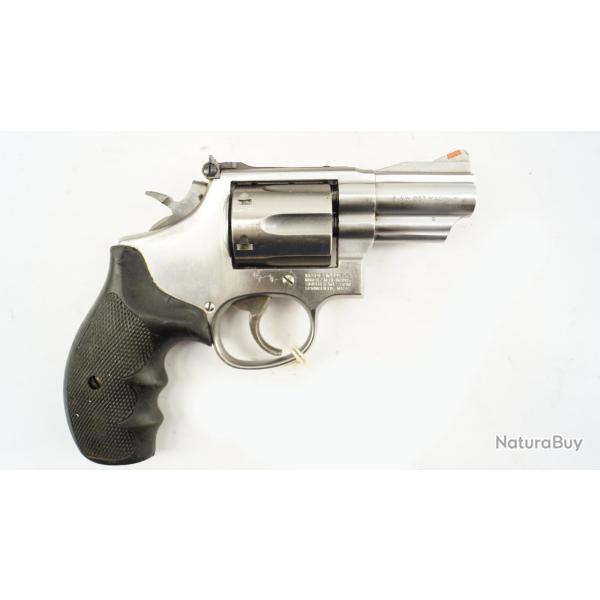 Revolver Smith &amp; Wesson 66-4 3"