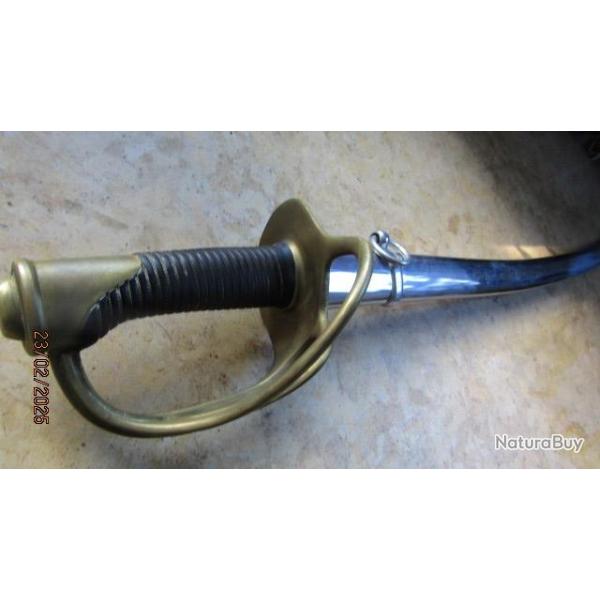 sabre courbe officier sous officier Mode troupe cavalerie 1822 fourbisseur FM France Lame St Etienne