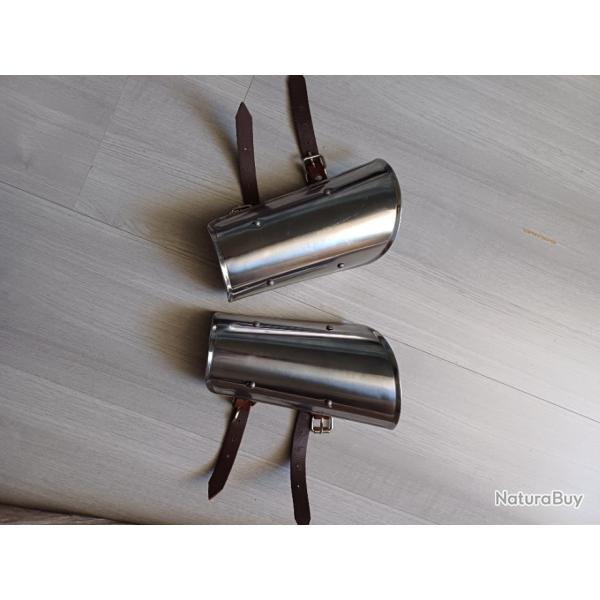 Bras d'armure gantelet medieval en acier 1� sans r�serve