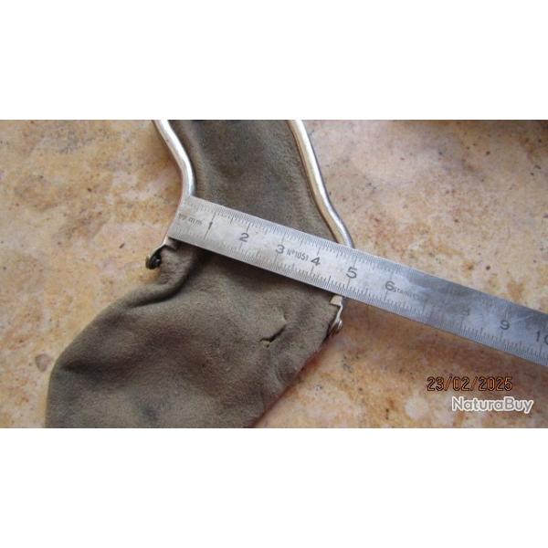 holster �tui ancien chevreau revolver porte monnaie petit 320 trou d'usure sur c�t�