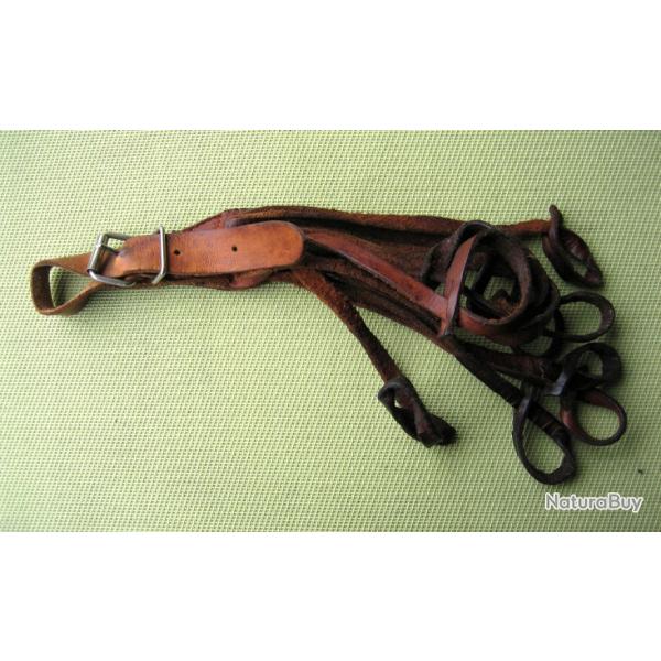 Porte  gibier  avec  10  lani�res  en  bon  �tat