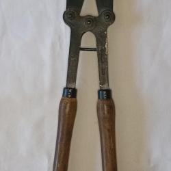 Pince cisaille PEUGEOT Fr&egrave;res grand mod&egrave;le