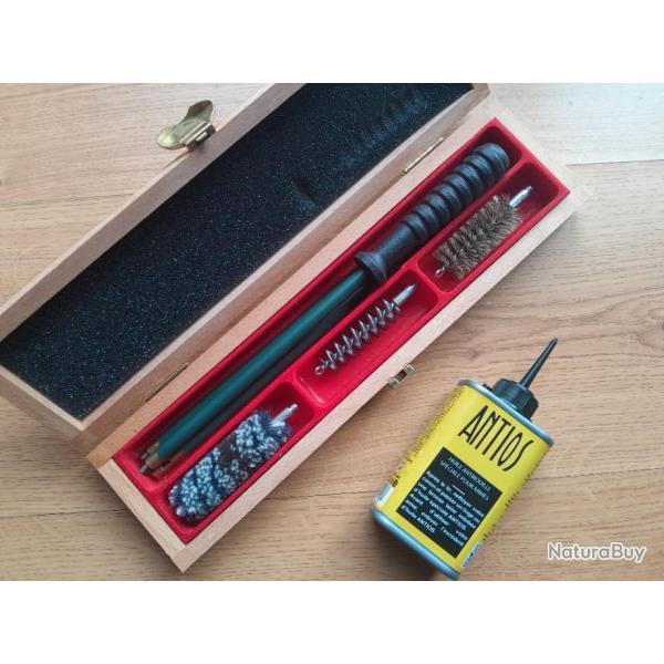 Tr�s beau Coffret nettoyage luxe cal 20  plus huile..