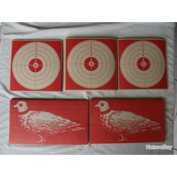Pour le tir, lot de 400 cibles  cartonn�es 14 cm x14 cm +200 cibles  cartonn�es ( pigeon ) 4x20cm.