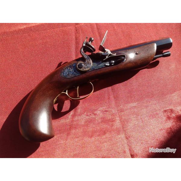 Pistolet de type "Colonial" � silex en cal45.