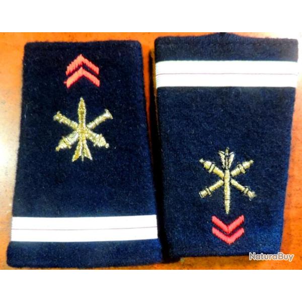 Patch Paire fourreaux �paulettes ADJUDANT Artillerie pour collection Ne pas porter