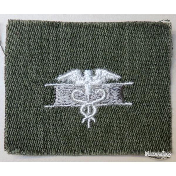 USA authentique collar patch EXPERT FIELD MEDICAL olive/drab 40/60 pour collection Ne pas porter