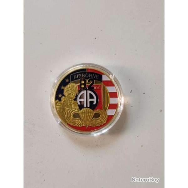 BADGE METAL  "82 EME AIRBORNE "