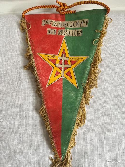 Petit Fanion Ancien – RC Faches (France), Vintage