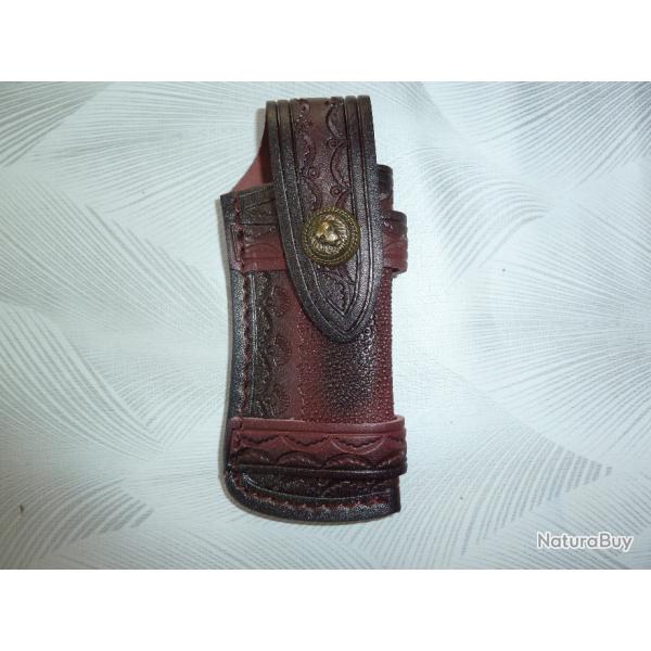 �tui cuir Neuf - taille moyen