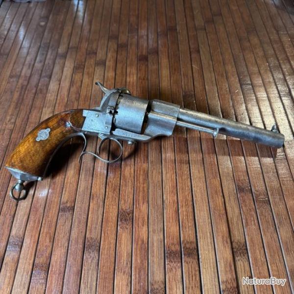 V�RITABLE R�VOLVER EUG�NE LEFAUCHEUX 1858 CALIBRE 12 mm BROCHE 6 COUPS