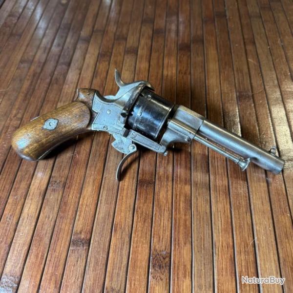 REVOLVER VRITABLE EUGNE LEFAUCHEUX 9 mm BROCHE