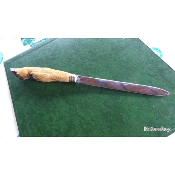 OUVRE LETTRE  pattes chevreuil