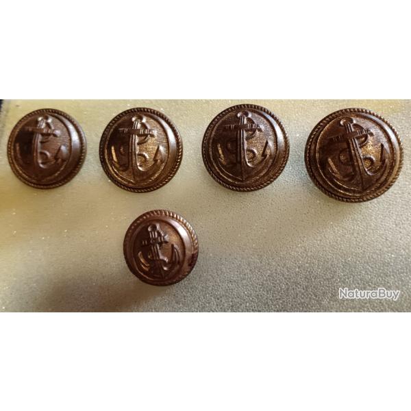 Cinq boutons r�glementaires Marine Nationale..