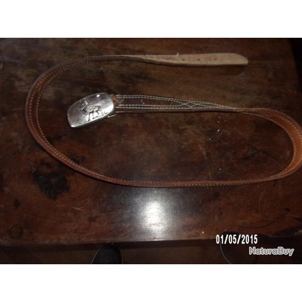 cienture pantalon cuir avec insigne grand koudou