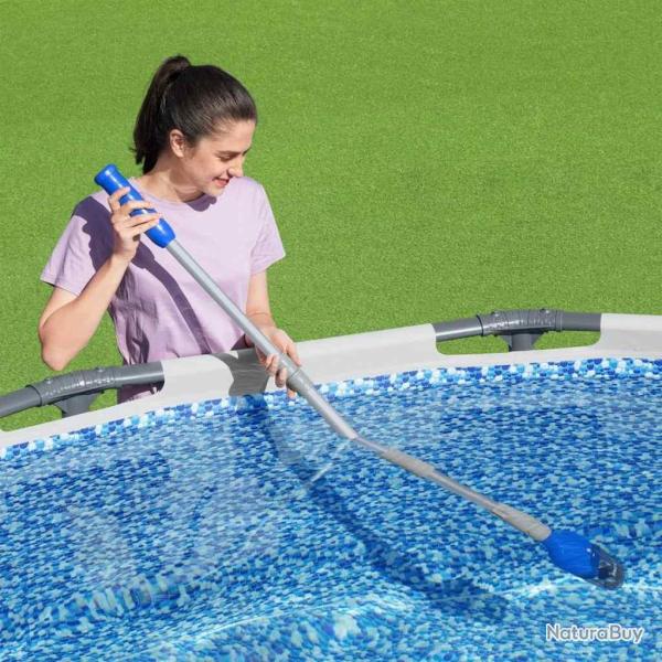 Aspirateur de piscine sans fil Flowclear AquaTech
