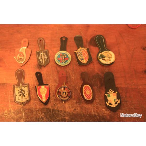 lots de dix insignes N6