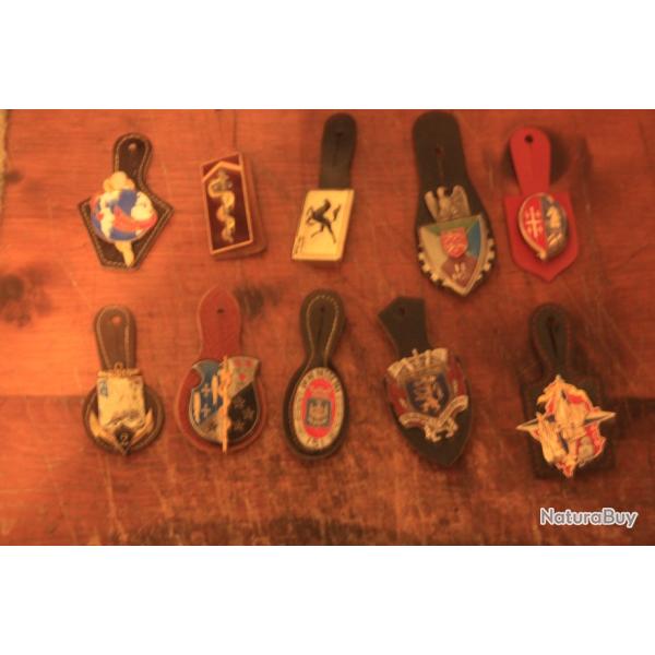 lots de dix insignes N15