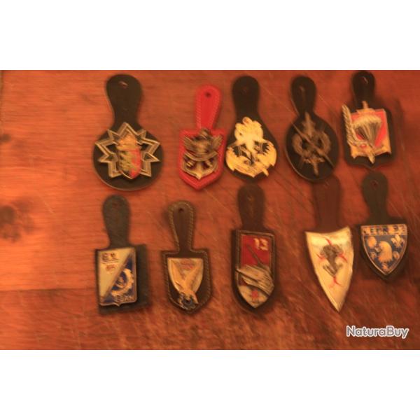 lots de dix insignes N18