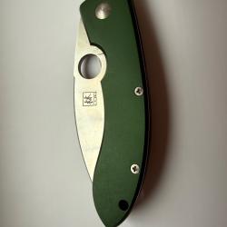 Vends couteau Spyderco Bob LUMCouteau de collection Spyderco Bob Lum C65S vert VG-10 aluminium liner
