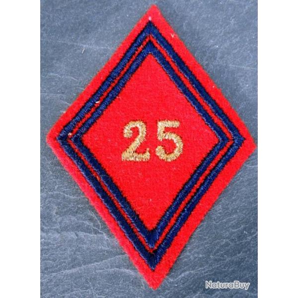 Patch losange mod 45 25� R�giment d'Artillerie Sous-officier pour collection ne pas porter.