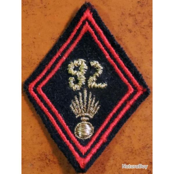 Patch losange mod 45 92 RI Ss-off Num�ro brod� � la main pour collection ne pas porter.