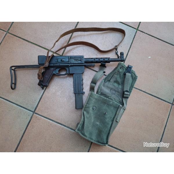 Porte chargeurs pour pistolet mitrailleur MAT 49 Indochine Alg�rie dat� 1952